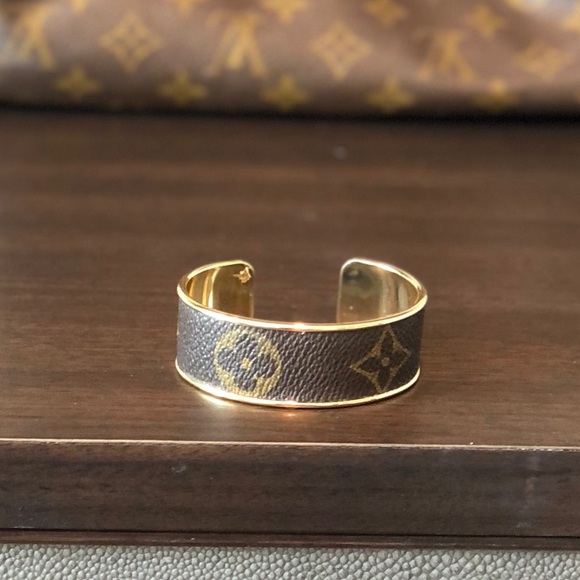 Fashion bracelet LV vibes - Picture 7 of 7